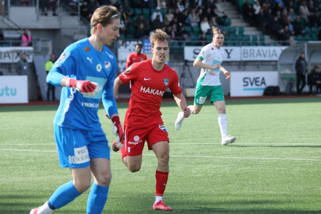 Kausarilaisten vierasreissu Maarianhaminaan on kerännyt jo yli 100 ilmoittautunutta