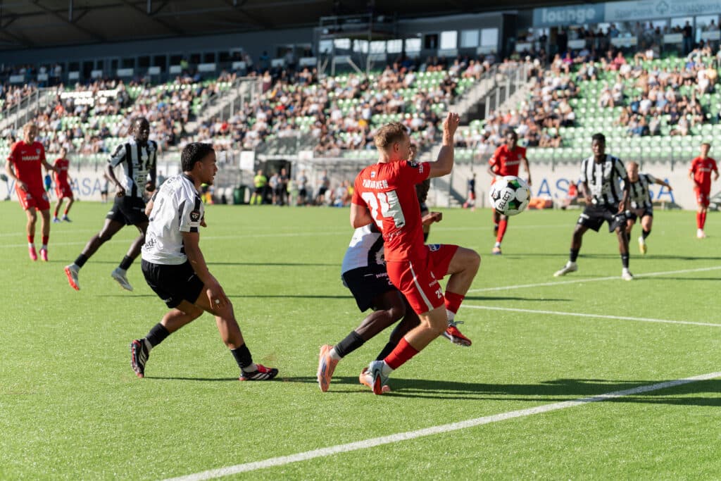 Mestaruustaistelu jatkuu viikonloppuna Vaasassa!